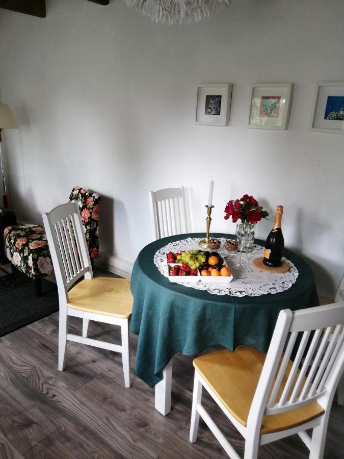 Secret Garden House In The Center Of Sigulda Villa Luaran gambar
